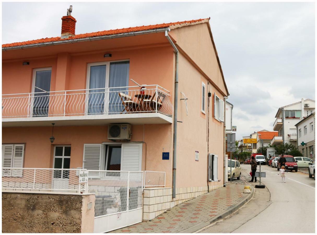 Apartman Loretta Primošten Εξωτερικό φωτογραφία