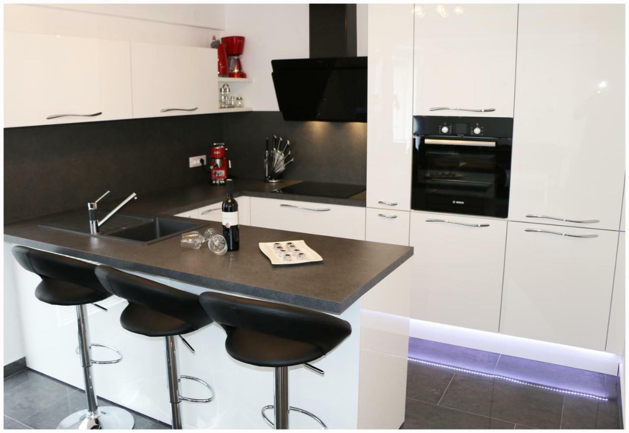 Apartman Loretta Primošten Εξωτερικό φωτογραφία