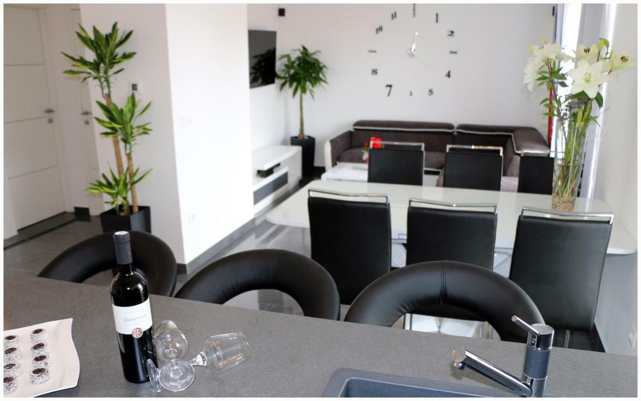 Apartman Loretta Primošten Εξωτερικό φωτογραφία